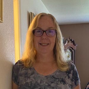 Meet your Posher, Beth